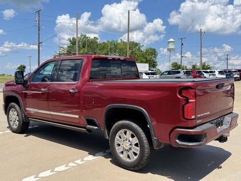 Certified 2025 Chevrolet Silverado 2500 High Country w/ Technology Package AWD/4WD image 6