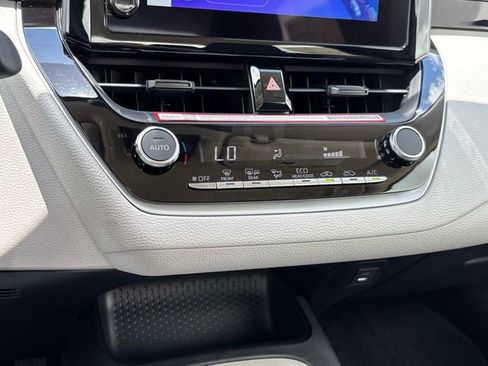 New 2026 Toyota Corolla LE FWD image 19