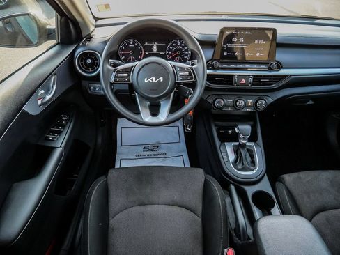 Used 2024 Kia Forte LXS w/ LXS Technology Package FWD image 23