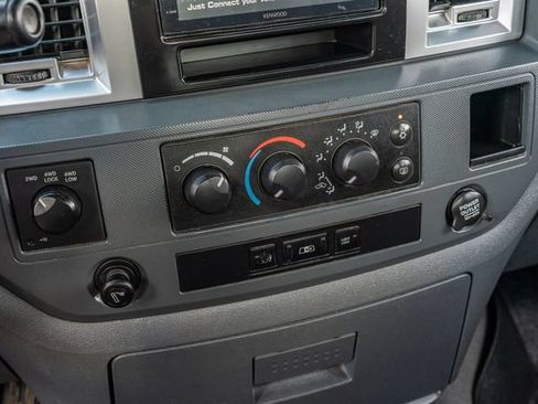Used 2008 Dodge Ram 2500 Truck SLT w/ Popular Equipment Group AWD/4WD image 28