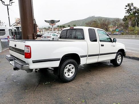 Used 1998 Toyota T100 SR5 image 9