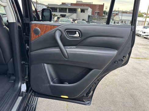 Used 2018 INFINITI QX80 2WD w/ Driver Assistance Package image 40