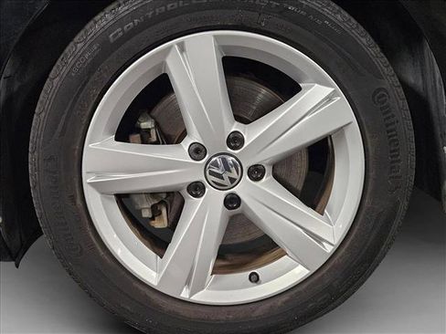 Used 2012 Volkswagen Passat 2.5 SE image 22