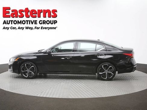 Used 2024 Nissan Altima 2.5 SR FWD image 60
