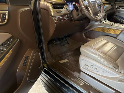 Used 2016 GMC Yukon Denali w/ Open Road Package image 13