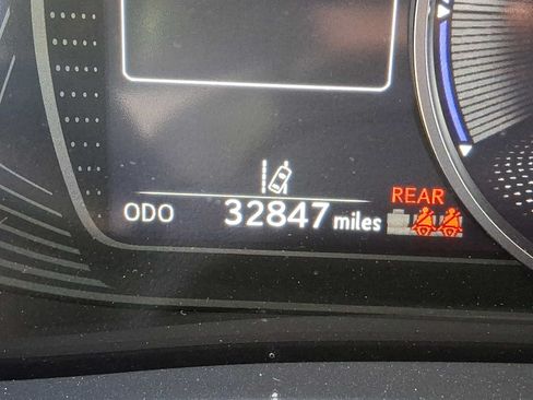 Used 2024 Lexus UX 250h AWD w/ Premium Package image 16