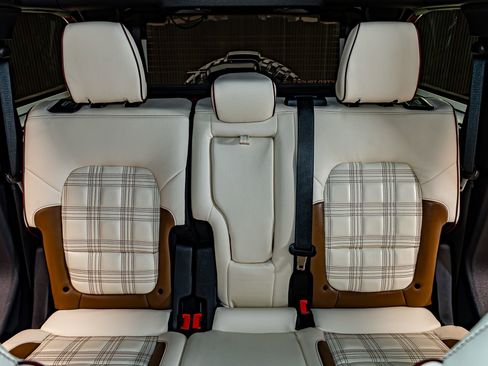 Used 2025 Ford Bronco Heritage Edition image 26