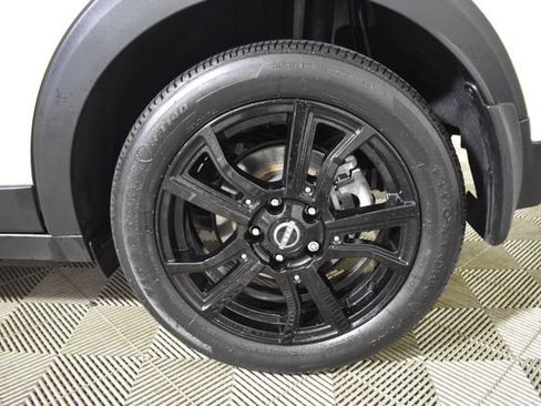 Certified 2023 Nissan Kicks SR w/ SR Premium Package FWD image 40
