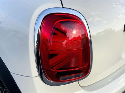 Used 2022 MINI Cooper S image 27