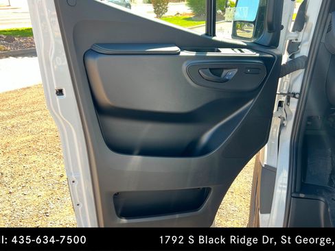 Used 2026 Mercedes-Benz Sprinter 2500 image 10