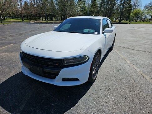 Used 2018 Dodge Charger GT image 2
