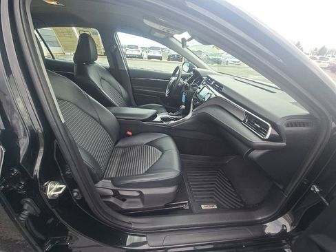 Used 2020 Toyota Camry SE image 26