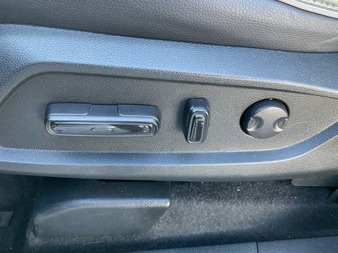 Used 2024 Honda Pilot Elite image 6