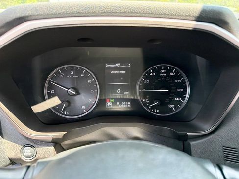 Used 2024 Subaru Ascent Touring AWD/4WD image 9