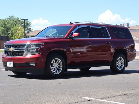 Used 2017 Chevrolet Suburban LT AWD/4WD image 11