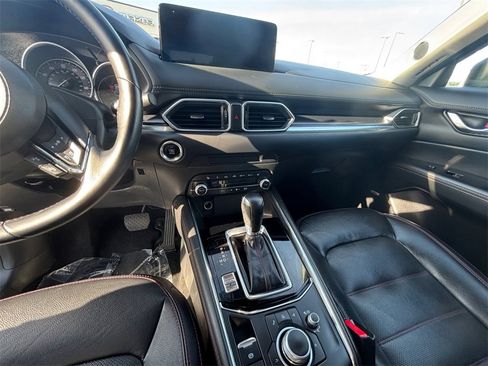 Used 2024 MAZDA CX-5 Carbon Edition image 13