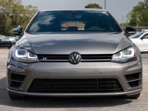 Used 2015 Volkswagen Golf R 4-Door image 20