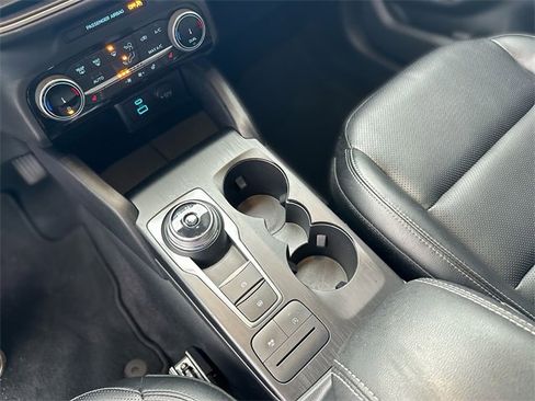 Certified 2022 Ford Escape SEL image 22