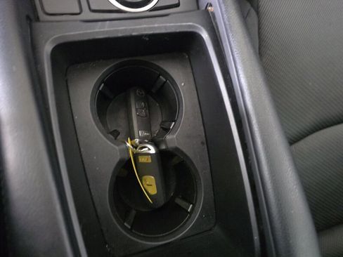 Used 2017 MAZDA MAZDA3 Sport image 18