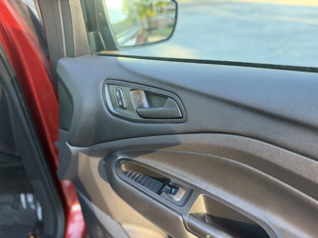 Used 2015 Ford Escape S FWD image 30