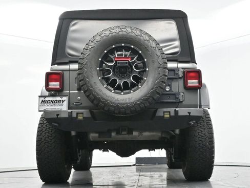 Used 2018 Jeep Wrangler Rubicon AWD/4WD image 48