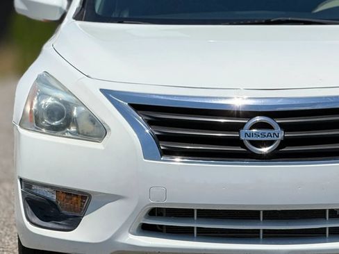 Used 2015 Nissan Altima 2.5 S w/ Power Driver Seat Package FWD image 11