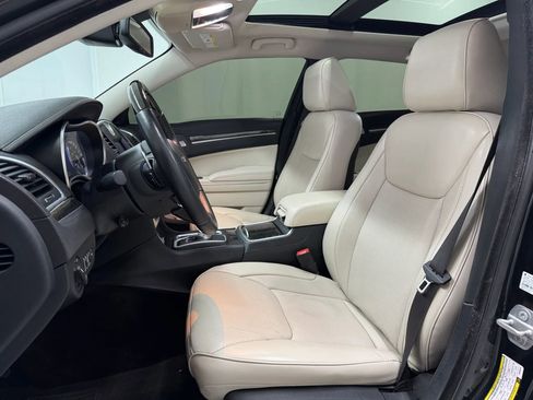 Used 2017 Chrysler 300 C w/ Safetytec Plus Group RWD image 12