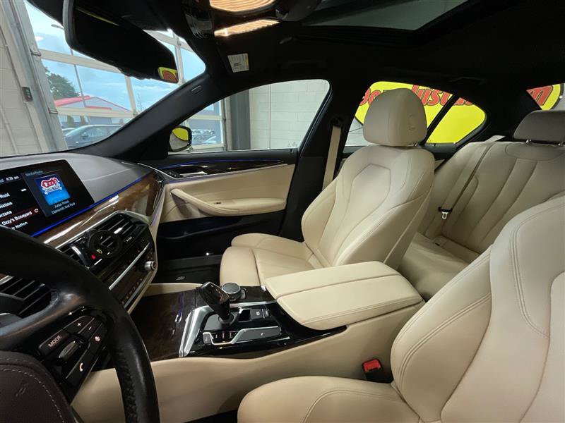 Used 2018 BMW 530i w/ Premium Package RWD image 11