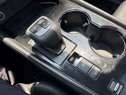 Used 2021 Nissan Rogue Platinum FWD image 26