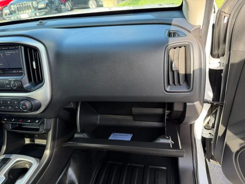 Used 2022 Chevrolet Colorado LT w/ Fleet Safety Package RWD image 46