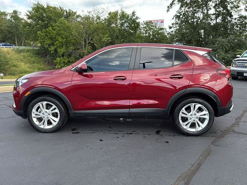 Used 2023 Buick Encore GX Preferred w/ Cold Weather Comfort Package AWD/4WD image 2