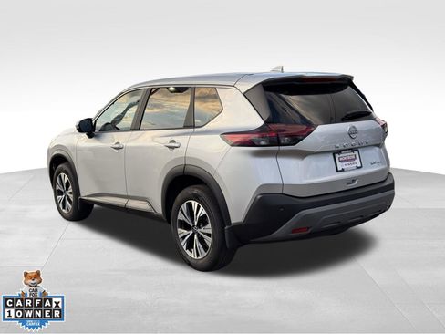 Used 2023 Nissan Rogue SV AWD/4WD image 5