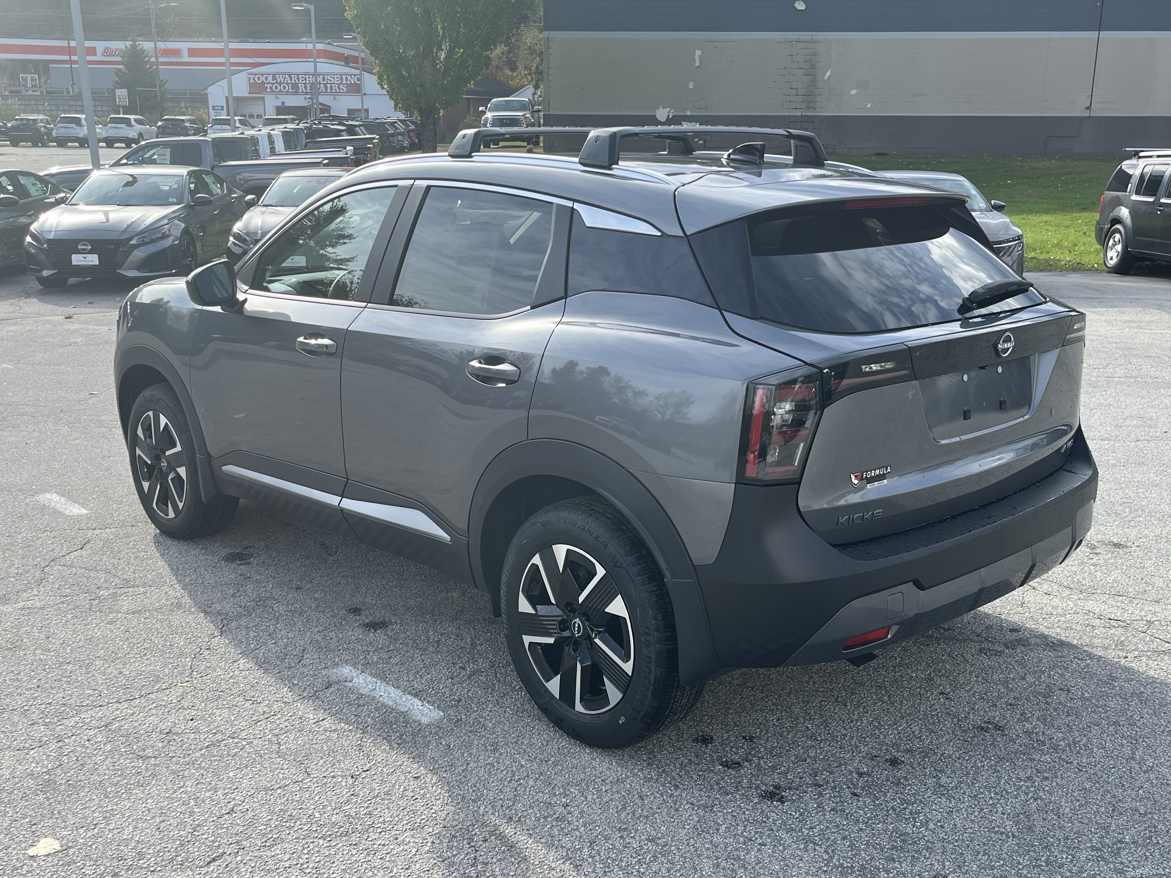 New 2027 Nissan Kicks SV AWD/4WD image 5