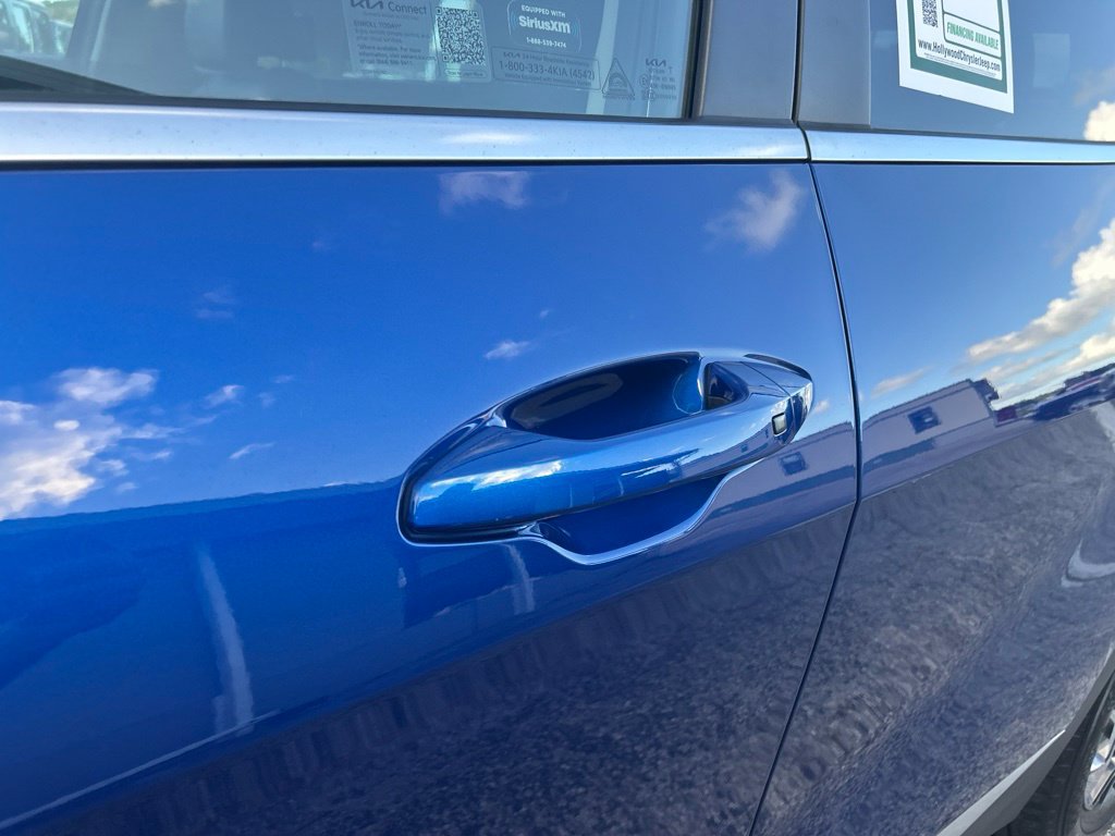 Used 2025 Kia Sportage EX FWD image 21