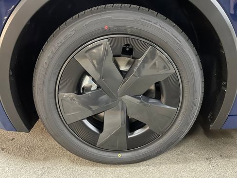 New 2026 Toyota Prius Plug-In Hybrid image 6