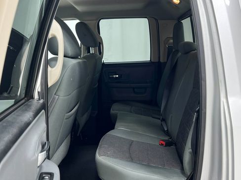 Used 2015 RAM 1500 Classic SLT w/ Luxury Group AWD/4WD image 28