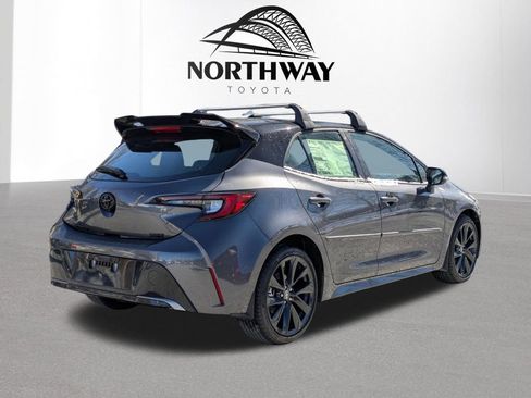 New 2026 Toyota Corolla XSE image 4