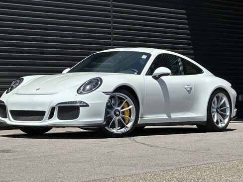 Certified 2016 Porsche 911 R RWD image 1