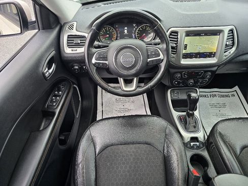 Used 2018 Jeep Compass Latitude w/ Popular Equipment Group image 3