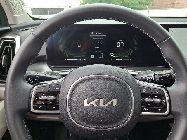 Used 2024 Kia Sorento S w/ Panoramic Sunroof Package FWD image 25