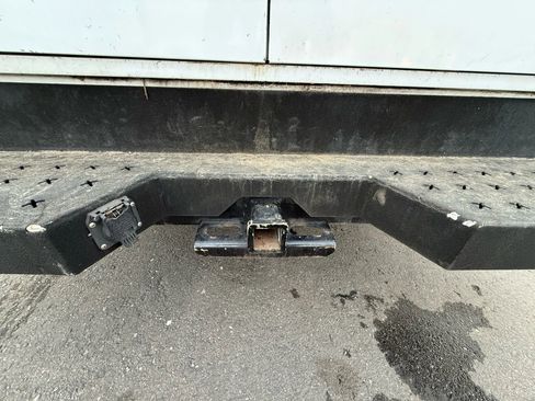 Used 2017 Ford Transit 350 350 HD Cutaway 138 w/ Interior Upgrade Package image 20