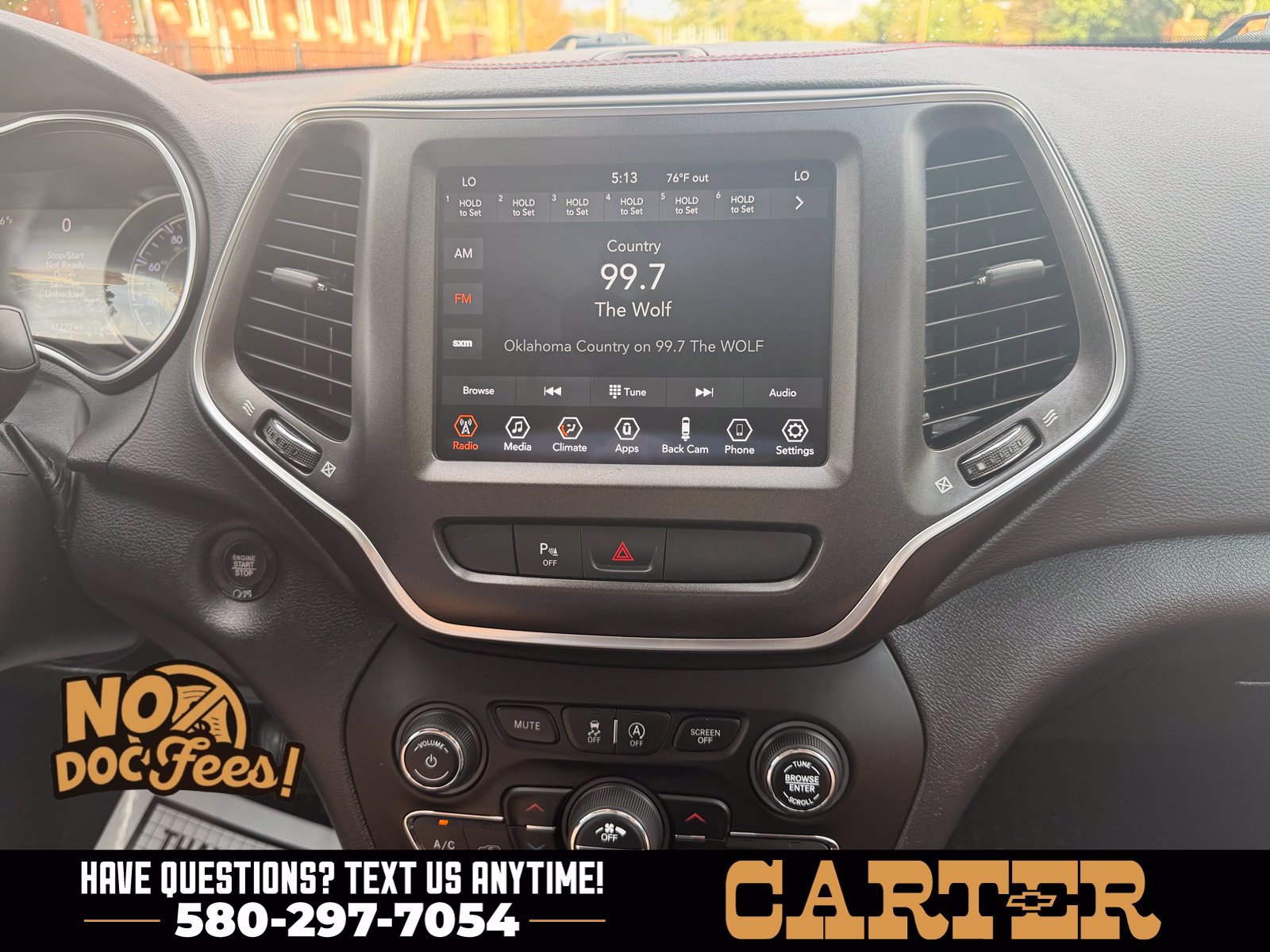 Used 2020 Jeep Cherokee Trailhawk AWD/4WD image 21