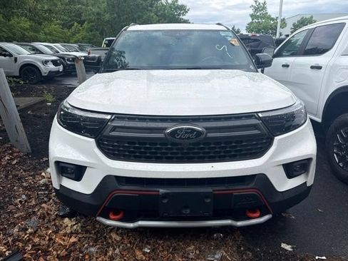 Used 2022 Ford Explorer Timberline w/ Timberline Technology Package AWD/4WD image 2