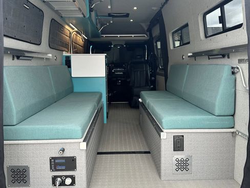 Used 2020 Mercedes-Benz Sprinter 3500 image 77