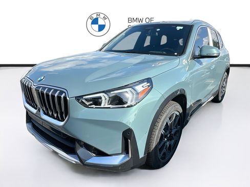 New 2026 BMW X1 xDrive28i w/ Technology Package AWD/4WD image 3