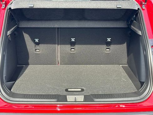 New 2026 Chevrolet Trax RS w/ Sunroof Package FWD image 12