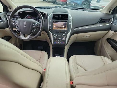 Certified 2019 Lincoln MKC Reserve FWD image 19