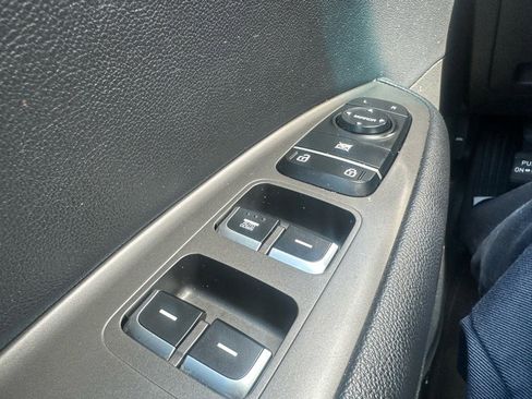 Used 2020 Kia Optima LX image 14