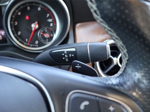 Used 2020 Mercedes-Benz GLA 250 4MATIC image 22