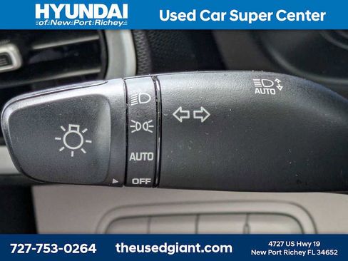 Used 2026 Hyundai Venue SEL image 29